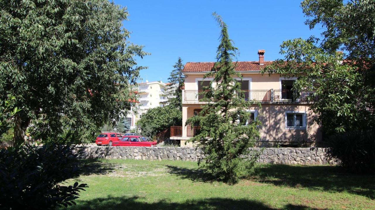 Apartments Grzetic Malinska Eksteriør bilde
