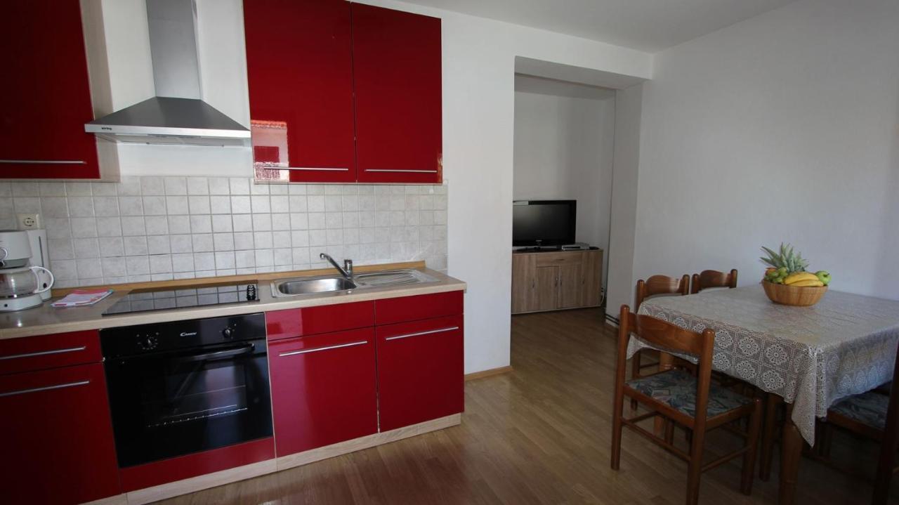Apartments Grzetic Malinska Eksteriør bilde