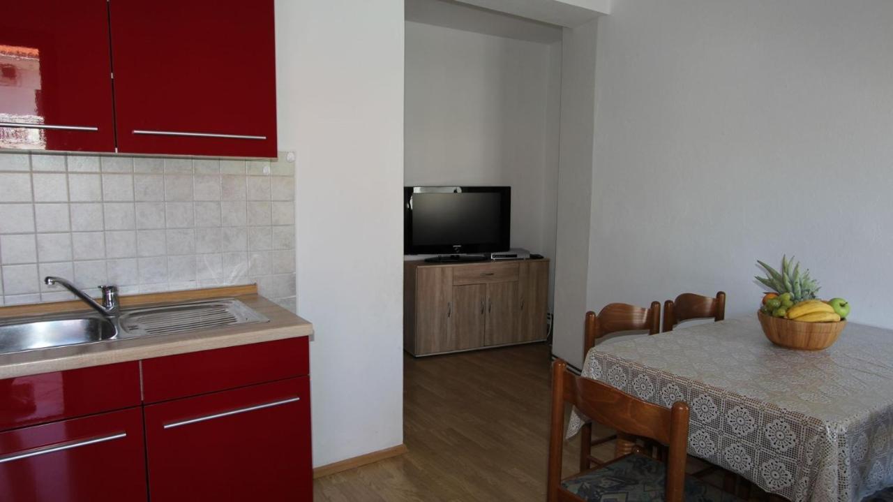 Apartments Grzetic Malinska Eksteriør bilde